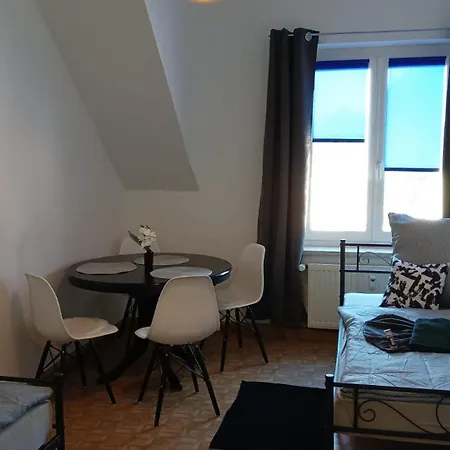 Apartment Stellas Monteurwohnungen Crimmitschau