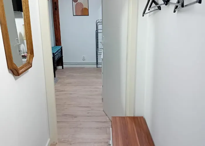 Stellas Monteurwohnungen * 크림미트샤우